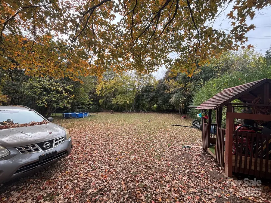 549 W Cama Street, Charlotte, NC 28217 - Image #2