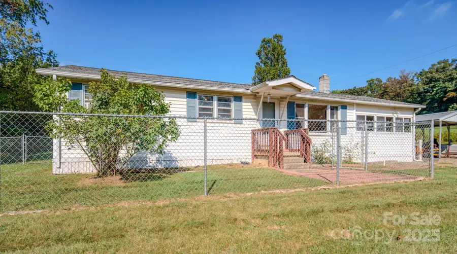 531 Bryson Road, Candler, NC 28715 - Image #2