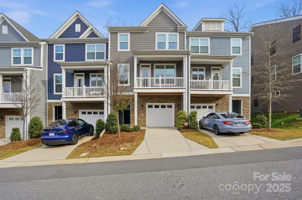 10223 Glenmere Creek Circle, Charlotte, NC 28262