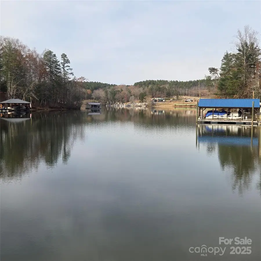 1096 Lake Vista Drive Ne, Valdese, NC 28690 - Image #2