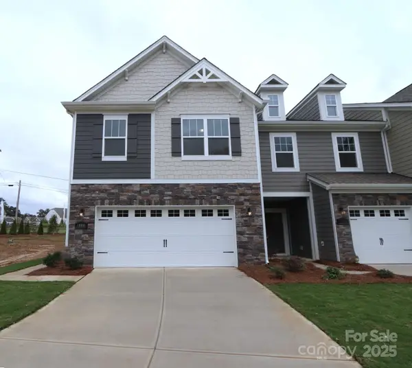 1008 Overbrook Place, Wingate, NC 28174
