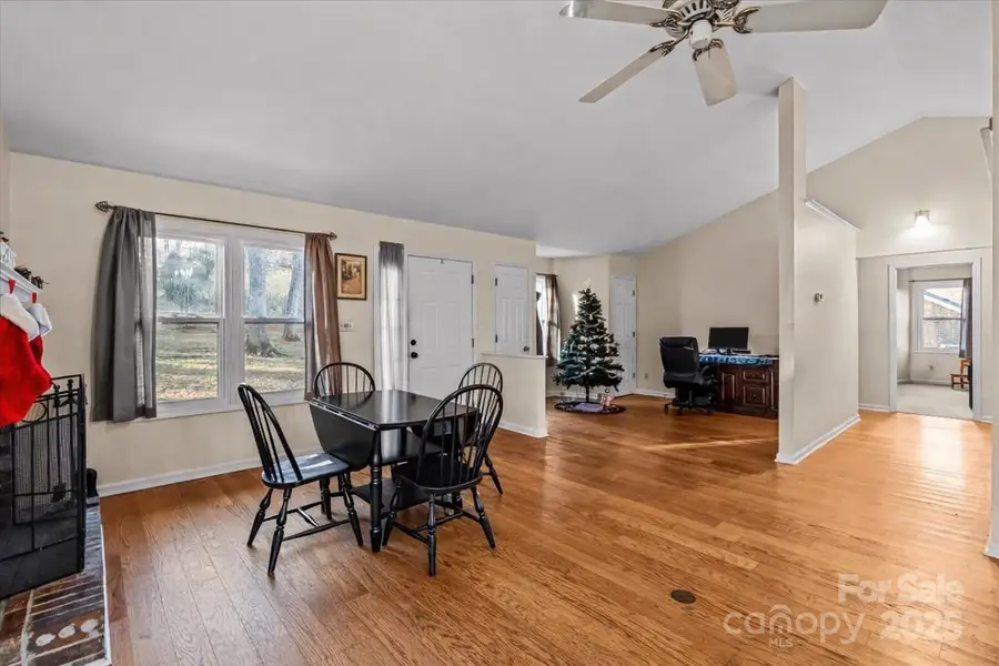 7022 Plott Road, Charlotte, NC 28215 - Image #3