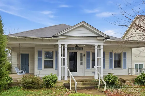 1011 Ashe Avenue Nw, Lenoir, NC 28645