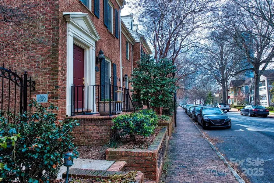 520 N Poplar Street #I, Charlotte, NC 28202 - Image #2