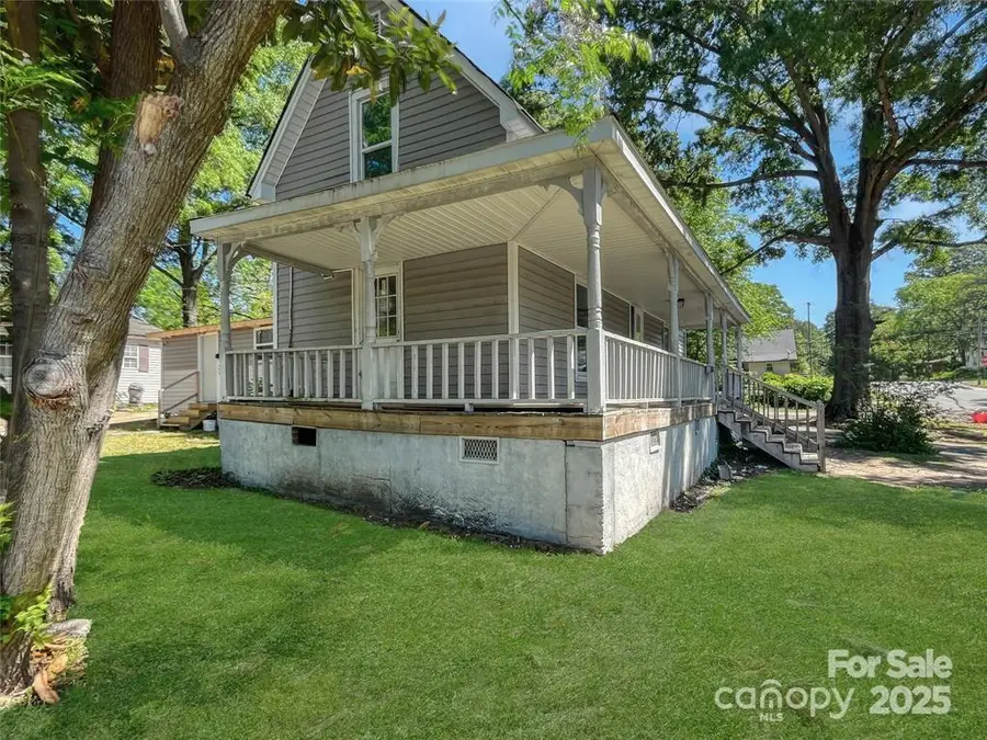 496 Gibson Drive Nw, Concord, NC 28025 - Image #2