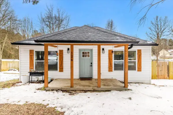 126 Laura Road, Mooresville, NC 28117