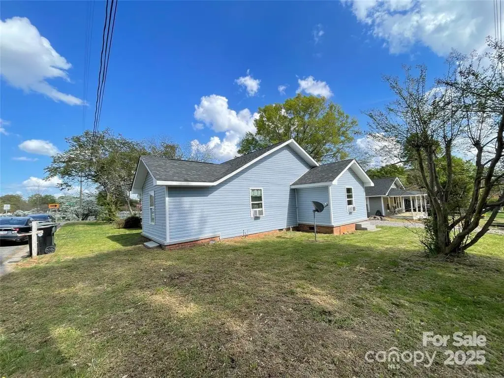 161 Cannon Avenue Nw, Concord, NC 28025 - Image #1