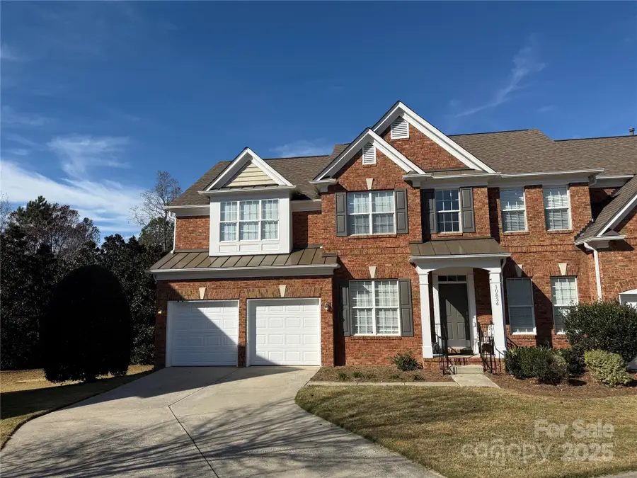 10834 Rogalla Drive, Charlotte, NC 28277 - Image #2