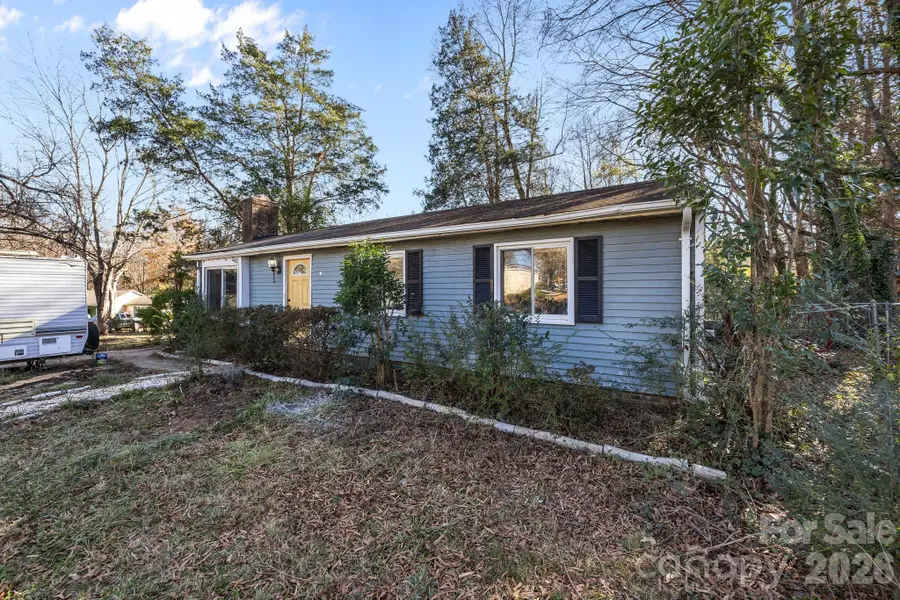 8114 Holly Hill Road, Charlotte, NC 28227 - Image #3