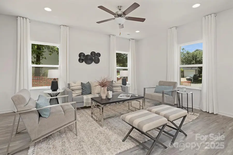 2723 Willow Street, Charlotte, NC 28208 - Image #2