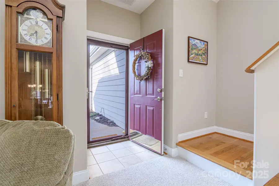 815 West Pointe Drive, Asheville, NC 28806 - Image #2