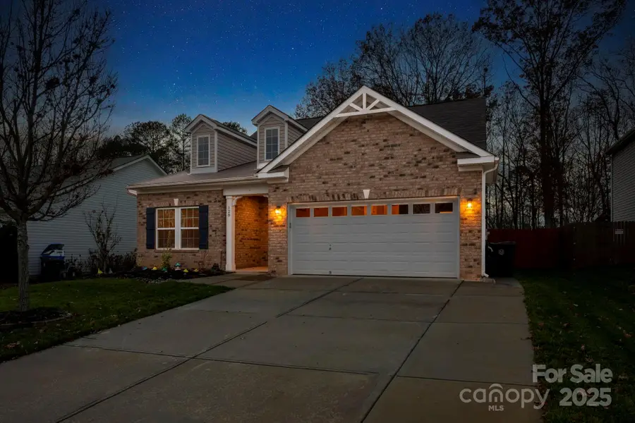 128 Paradise Hills Circle, Mooresville, NC 28115 - Image #2