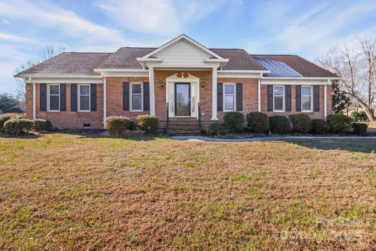 3023 Tradd Drive, Harrisburg, NC 28075 - Image #1