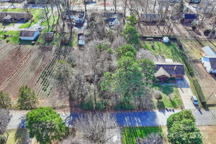 1023 James Street, Charlotte, NC 28216 - Image #3