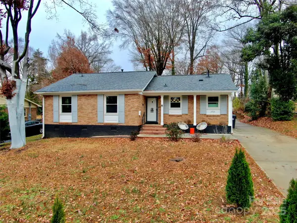 1521 Lanewood Place, Charlotte, NC 28208