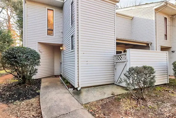 8022 Princess Ann Drive, Charlotte, NC 28212