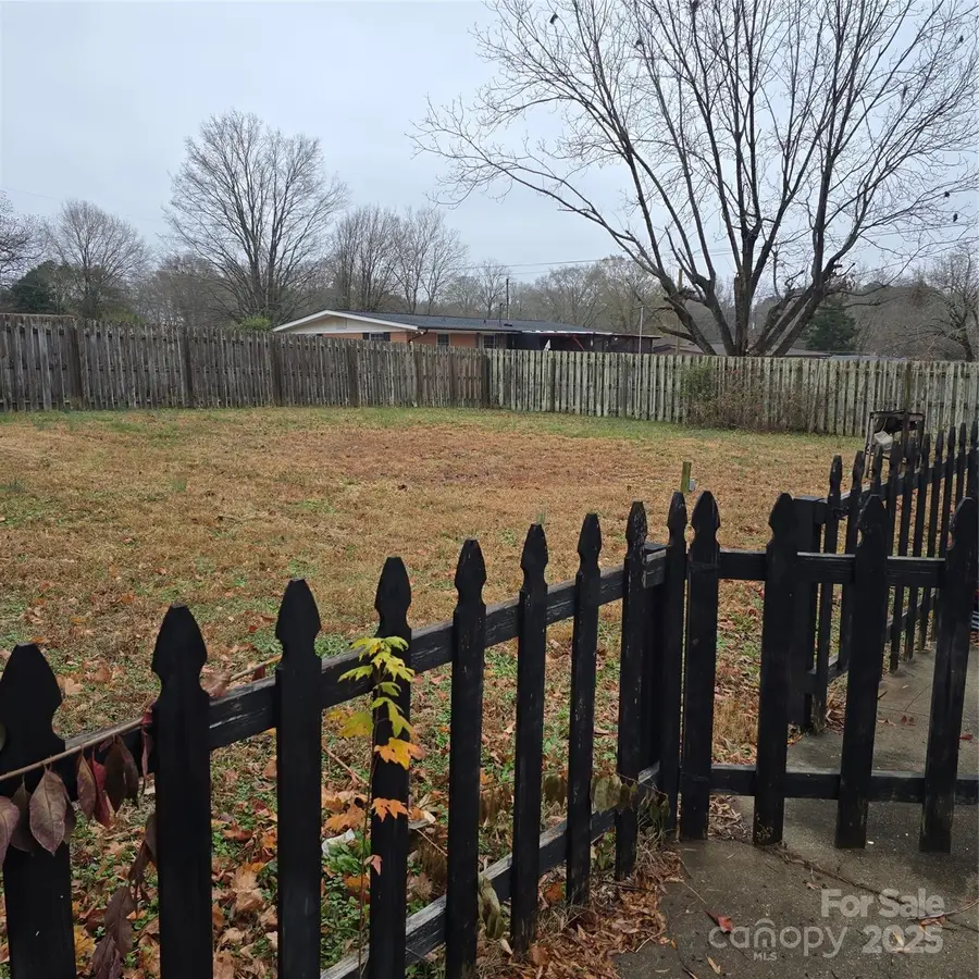 1196 Carolyn Drive, Albemarle, NC 28001 - Image #3