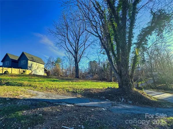 21 Atlanta Avenue, Asheville, NC 28806