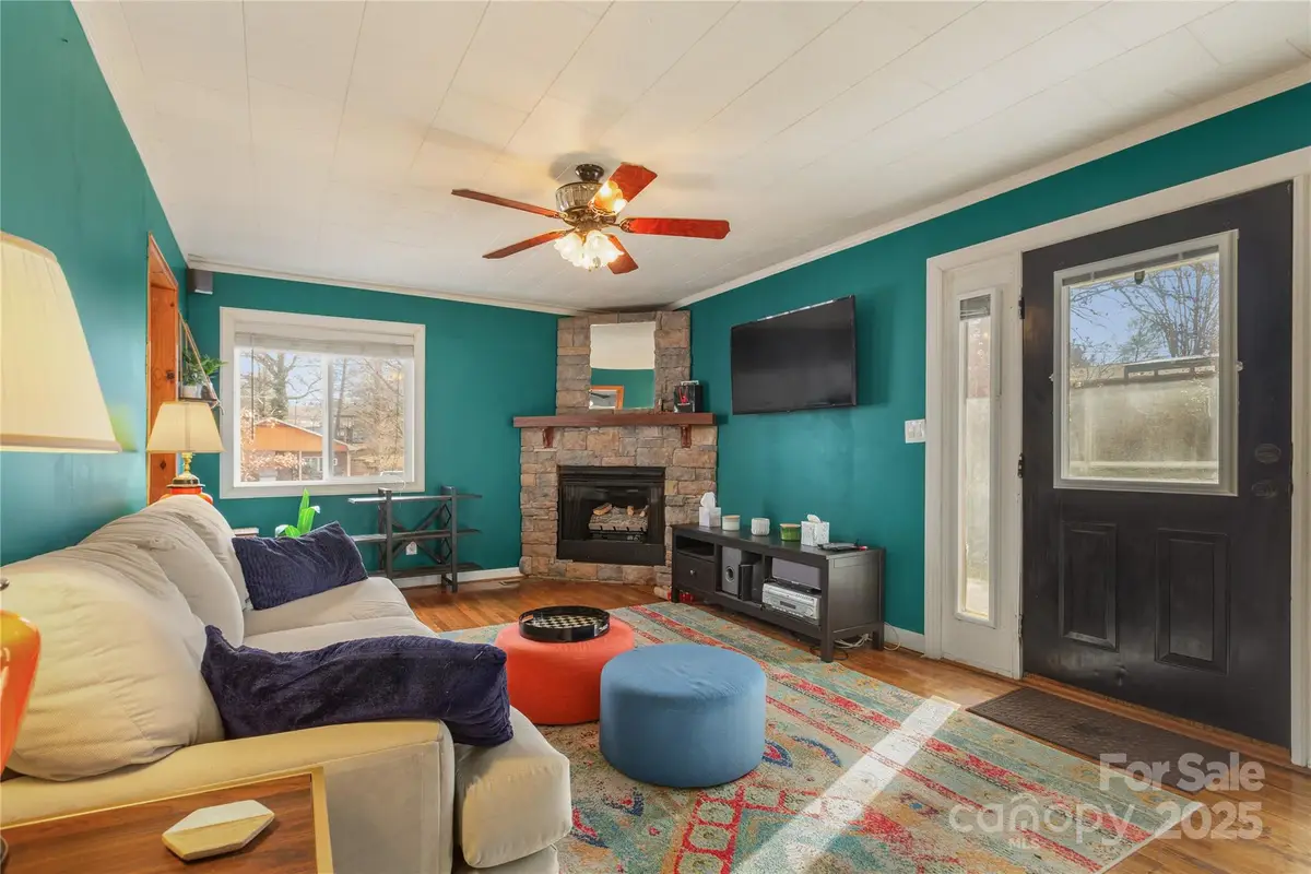 333 Oakview Park Road, Asheville, NC 28803 - Image #1