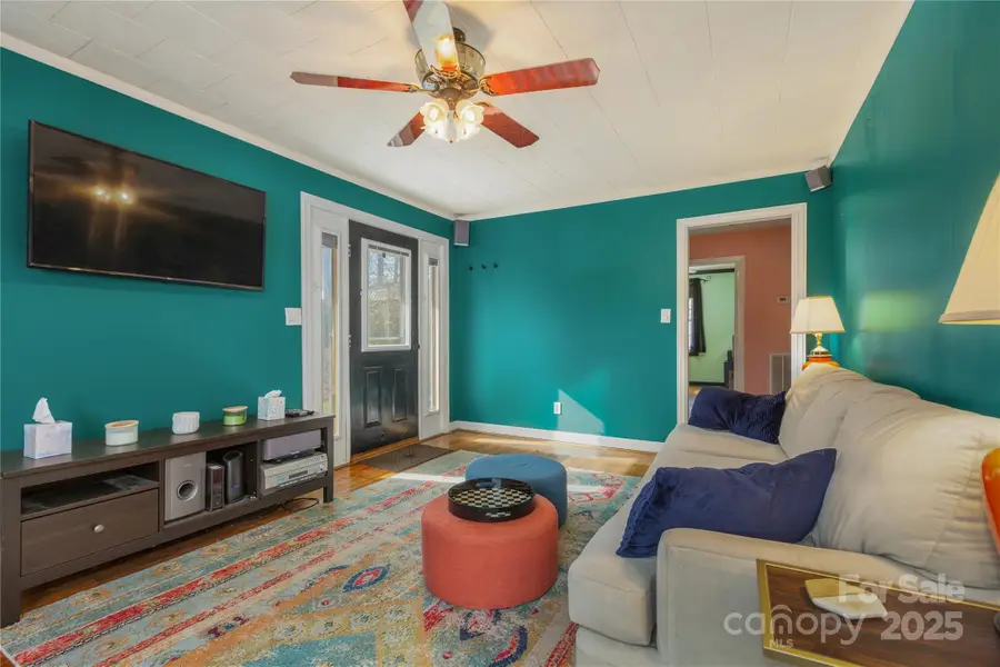 333 Oakview Park Road, Asheville, NC 28803 - Image #3