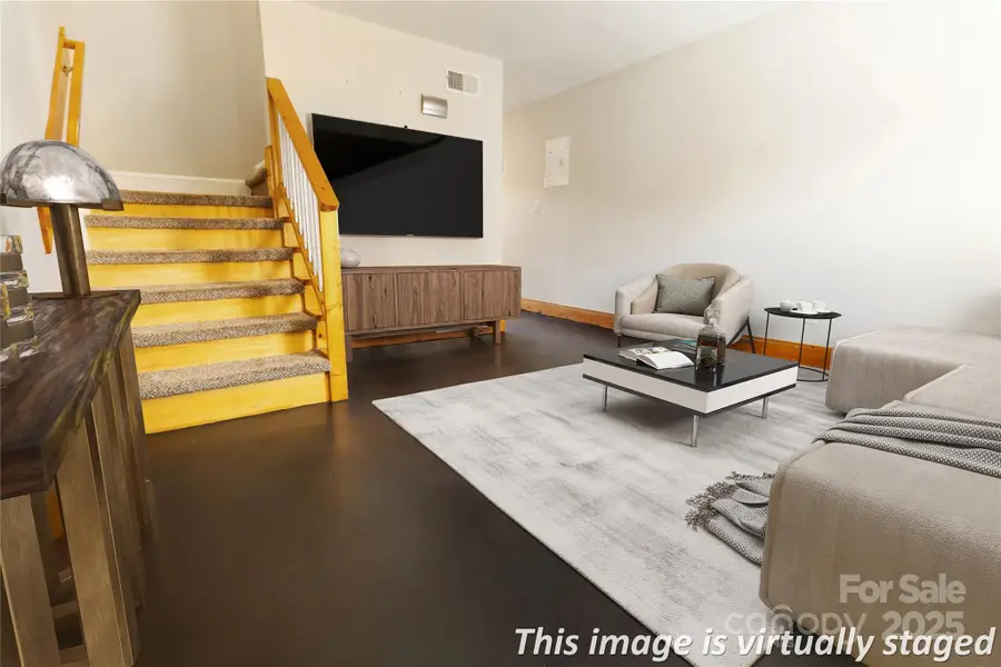 638 Chipley Avenue, Charlotte, NC 28205 - Image #2