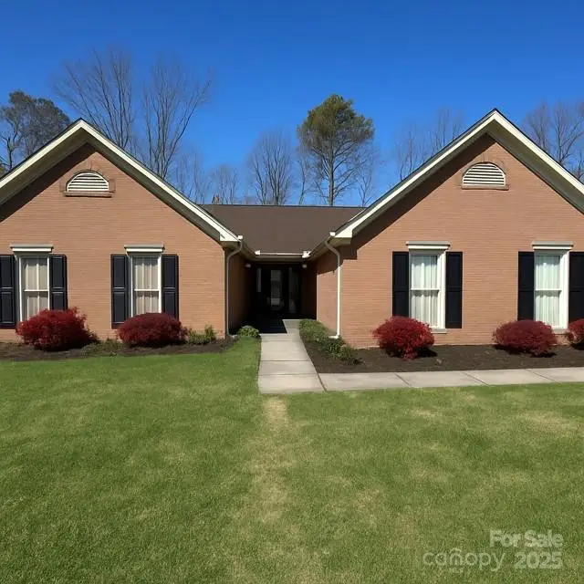 1300 Long Paw Lane, Charlotte, NC 28214 - Image #1