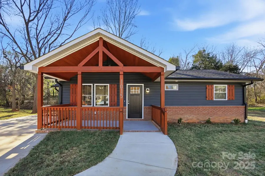 1015 W 6th Avenue B Avenue, Gastonia, NC 28052 - Image #2