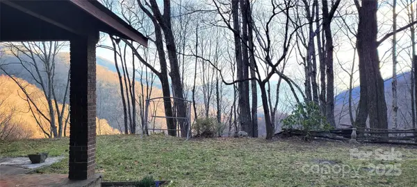 334 Wayah Zooshuga Road, Maggie Valley, NC 28751