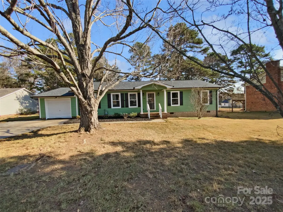 506 Queens Gate Drive, Kannapolis, NC 28083 - Image #1