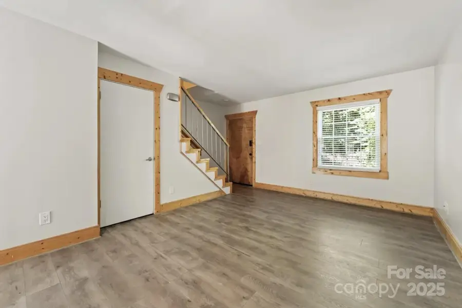 636 Chipley Avenue #6, Charlotte, NC 28205 - Image #2