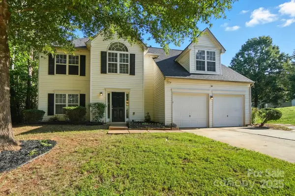 11121 Nolet Court, Charlotte, NC 28215