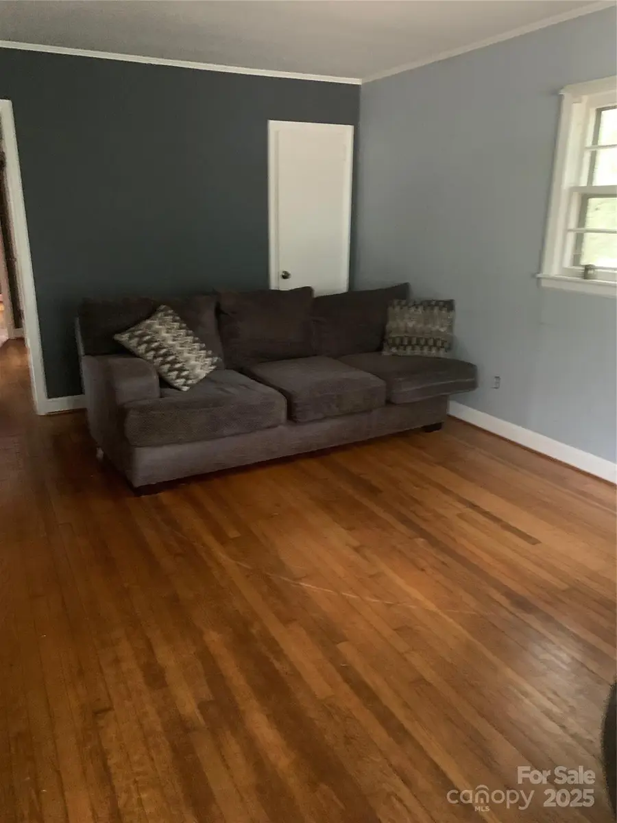 2500 Markham Court, Charlotte, NC 28205 - Image #2