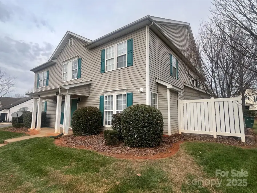 1830 Butterfly Lane, Charlotte, NC 28269 - Image #2