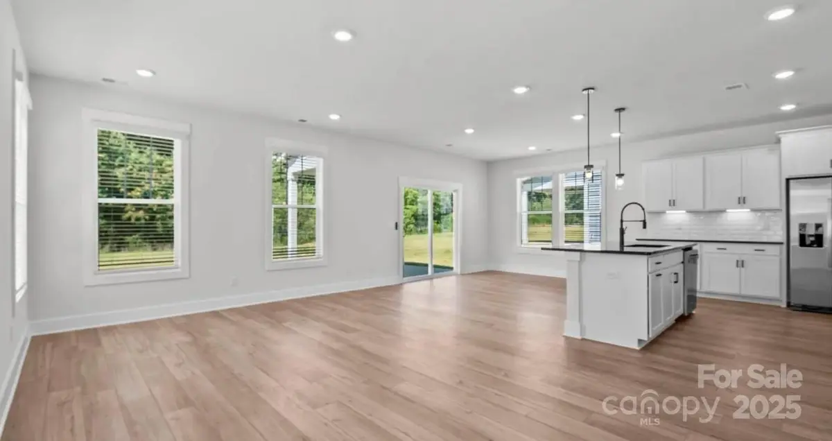 118 Canary Lane, Mooresville, NC 28115 - Image #1