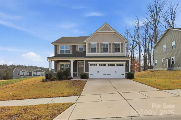 4711 Green Mountain Drive, Charlotte, NC 28215