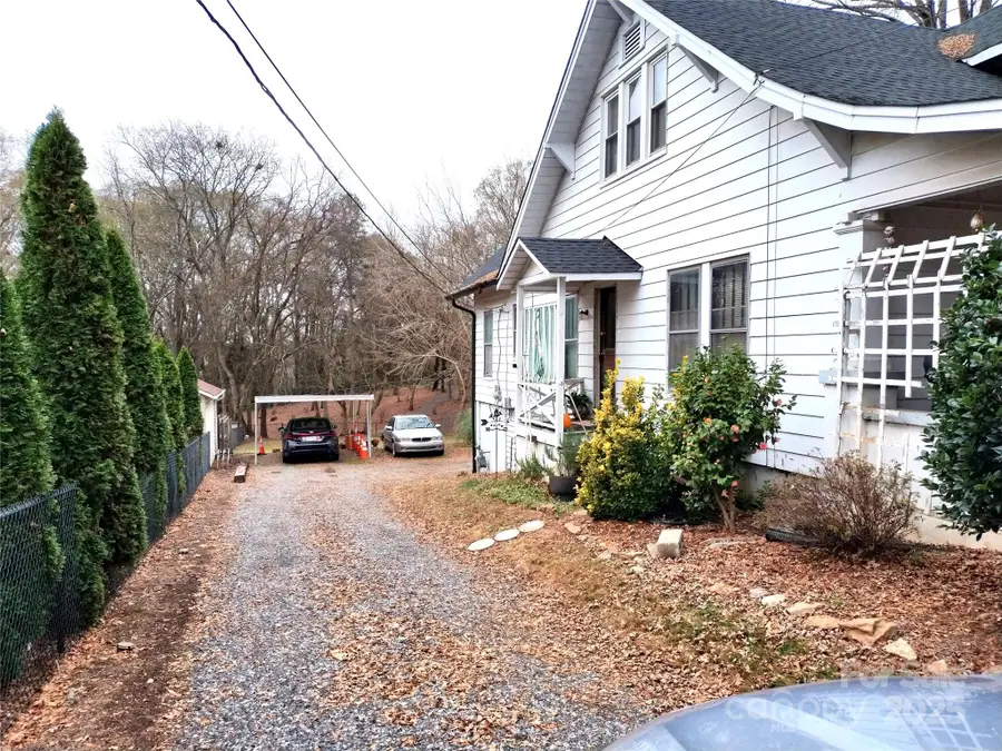 623 4th Avenue Sw, Hickory, NC 28602 - Image #3