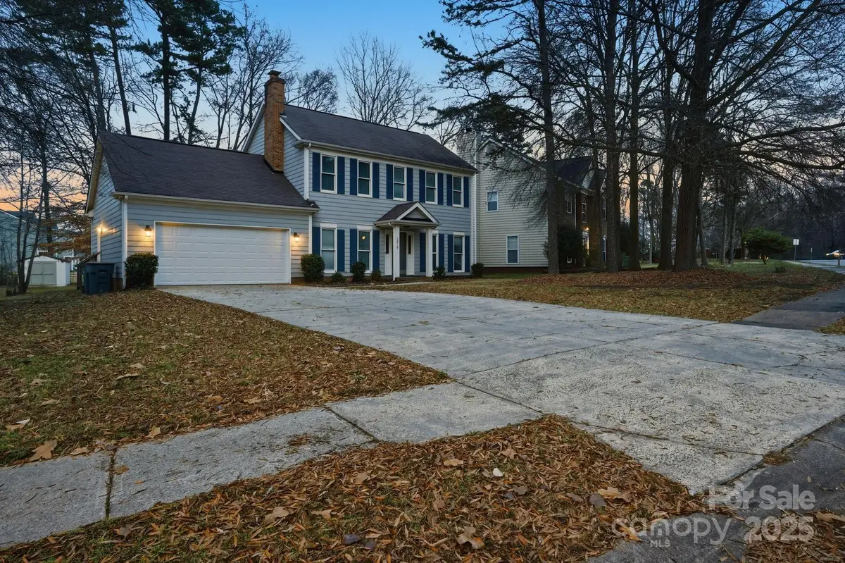 3818 Yorkford Drive, Charlotte, NC 28269 - Image #1