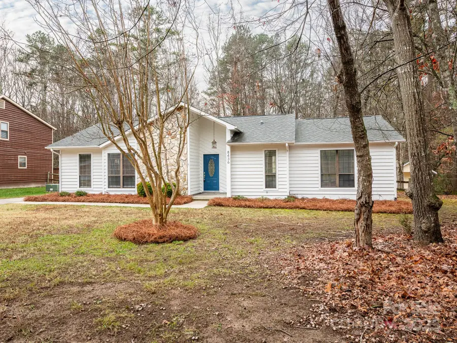 8436 Rittenhouse Circle, Charlotte, NC 28270 - Image #3