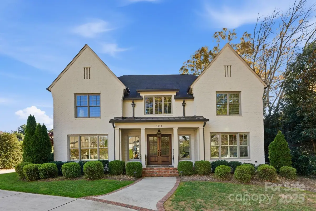 1219 Coddington Place, Charlotte, NC 28211 - Image #1