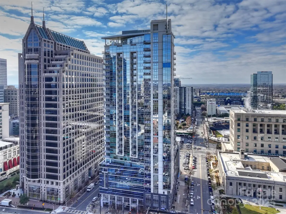 333 W Trade Street #1903, Charlotte, NC 28202 - Image #1