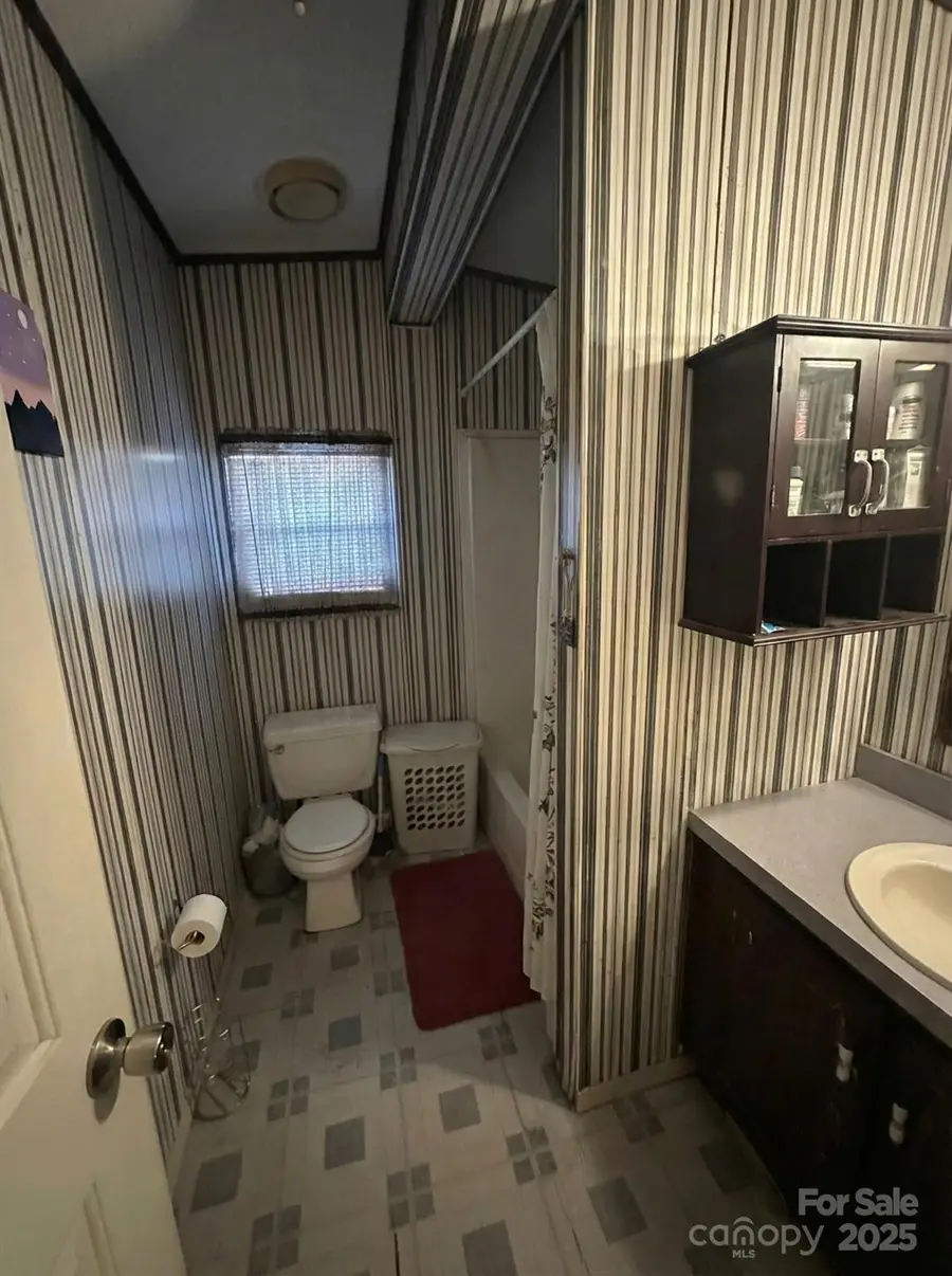 120 N Bear Creek Road, Asheville, NC 28806 - Image #3