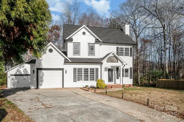 2537 Amber Creste Lane, Charlotte, NC 28212