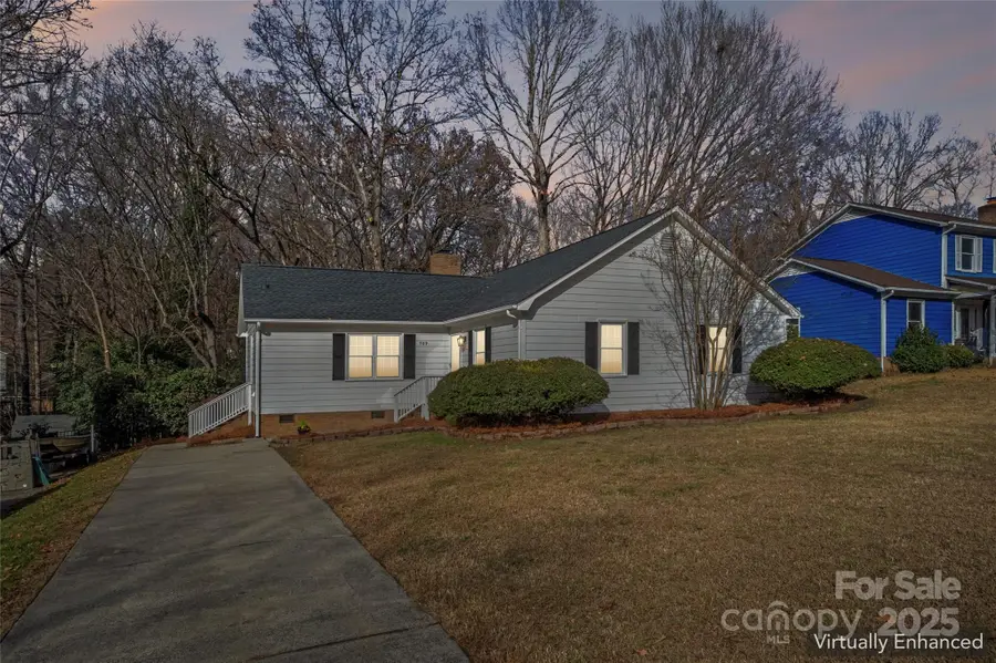 709 Bellows Lane, Charlotte, NC 28270 - Image #2