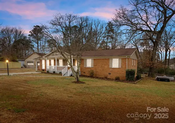 784 Crestmont Drive Se, Concord, NC 28025