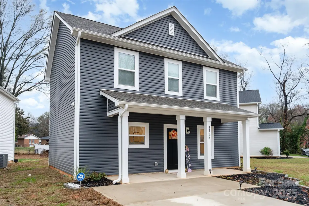 1124 Thayer Glen Court, Charlotte, NC 28213 - Image #1