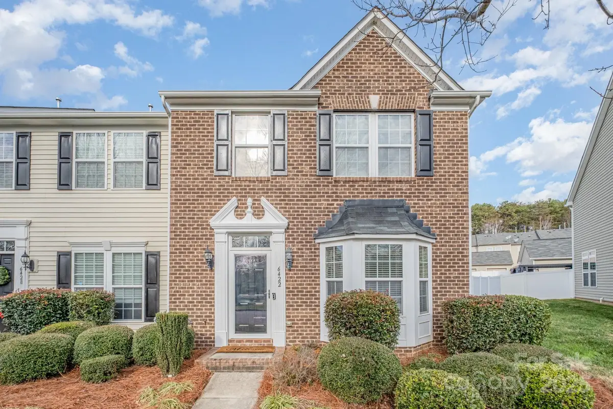 6422 Hasley Woods Drive, Huntersville, NC 28078 - Image #1