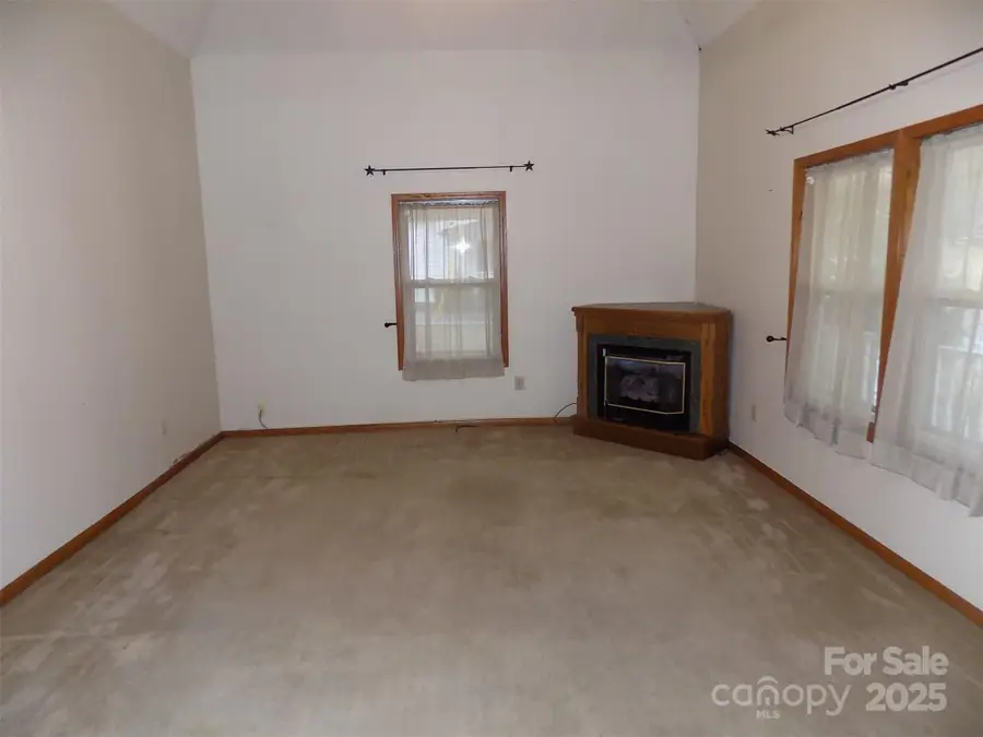 812 E Catawba Street, Belmont, NC 28012 - Image #3