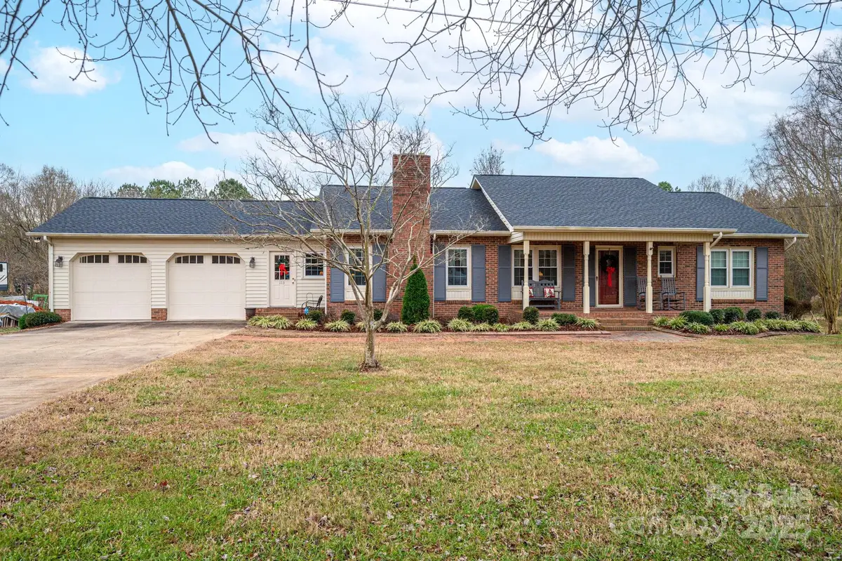 113 Old Stagecoach Road, Lawndale, NC 28090 - Image #1