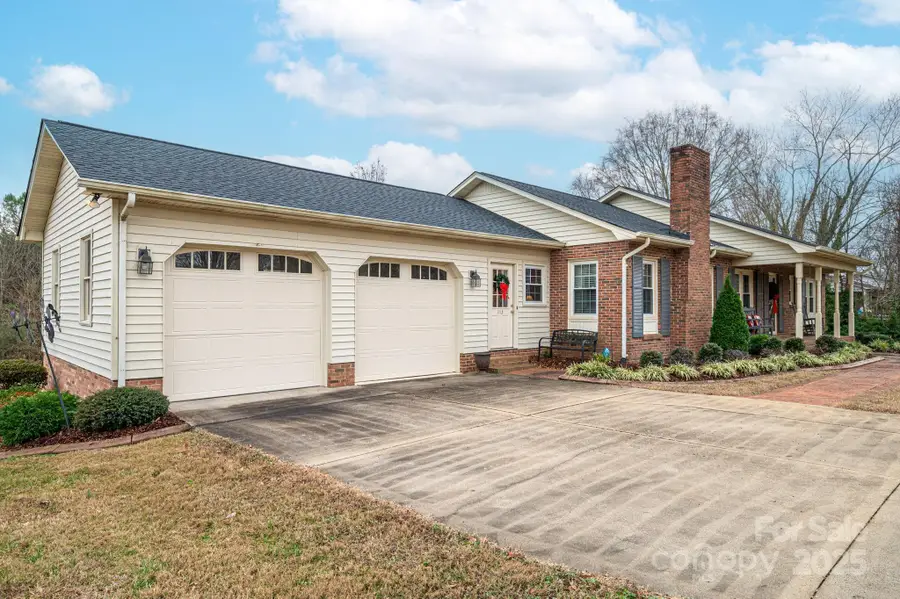 113 Old Stagecoach Road, Lawndale, NC 28090 - Image #2