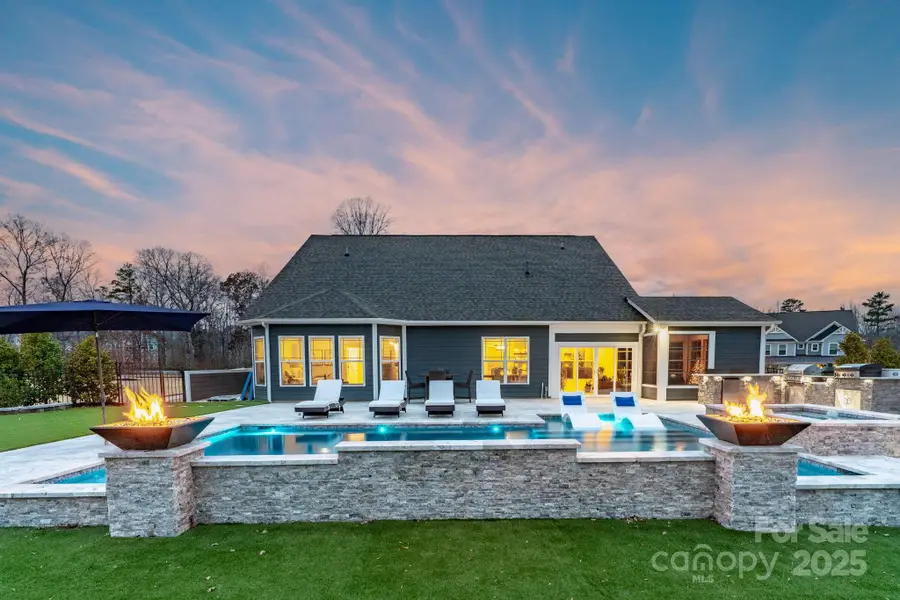 728 Yucatan Drive, Waxhaw, NC 28173 - Image #2